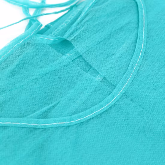 Disposable White Waterproof PP+PE Isolation Gown
